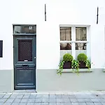 Guesthouse Groeninghe In The Centre Of Bruges
